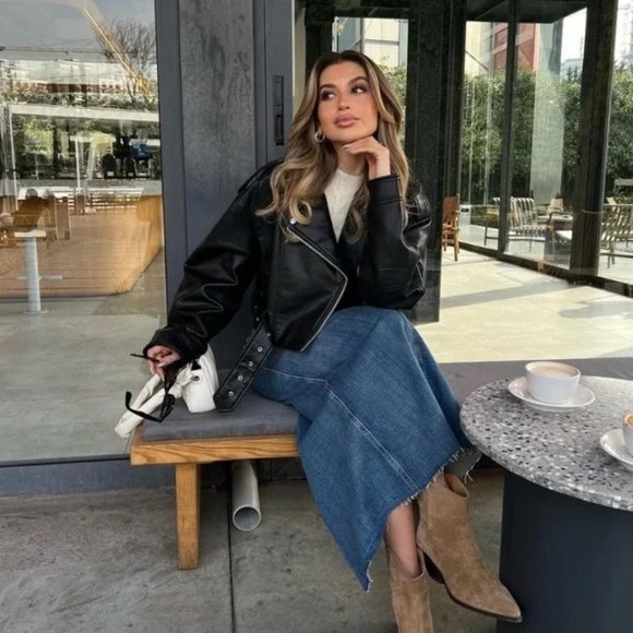 Zara Stretch Denim Pencil Skirt - Picture 2 of 13